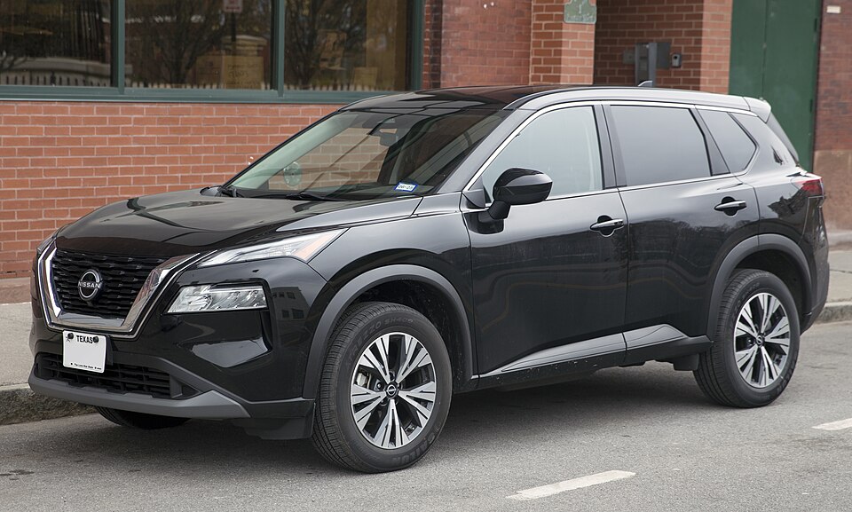 Photo: Mr.choppers, CC BY-SA 3.0 2019 Nissan Rogue